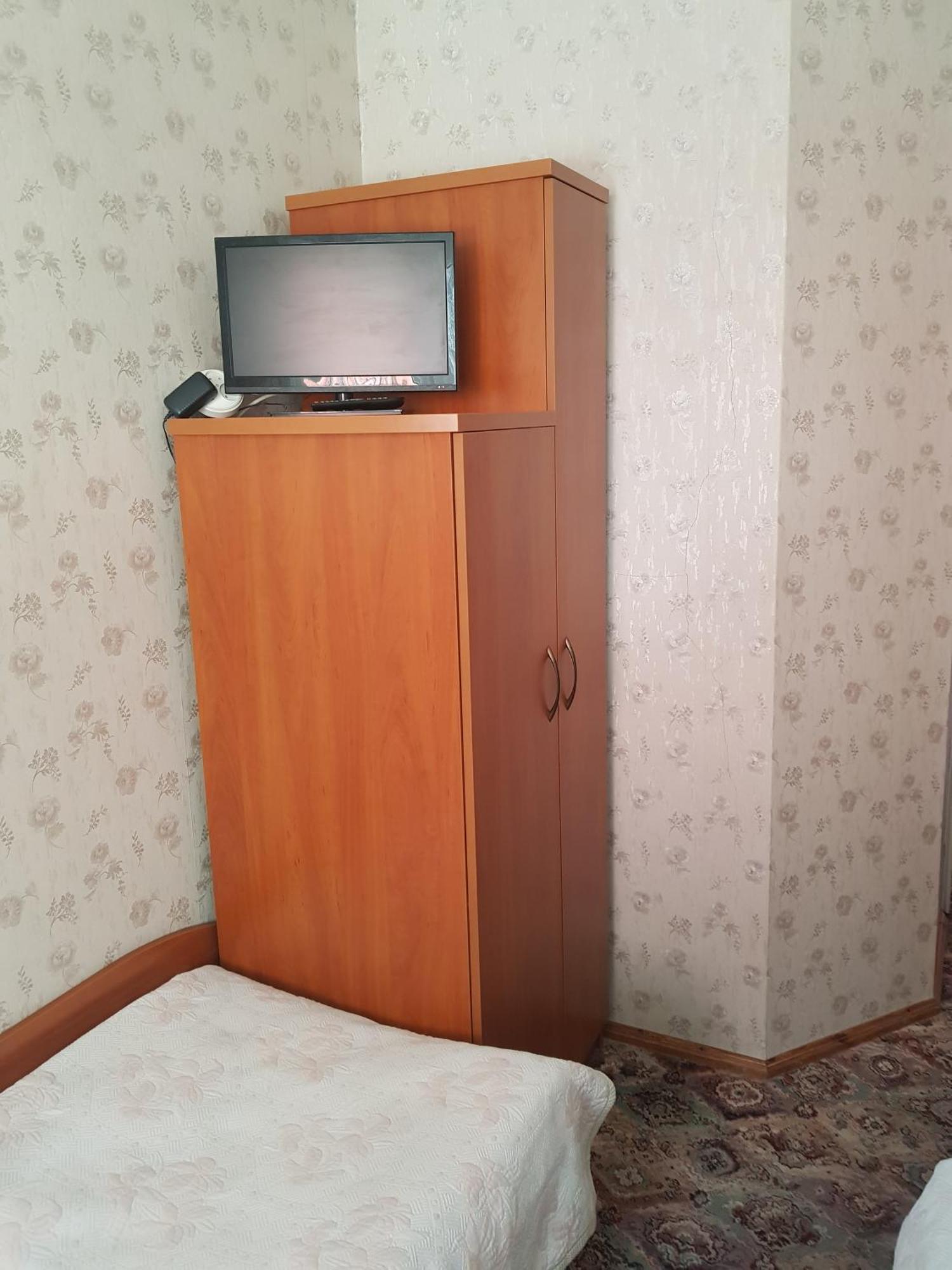 Hotel Jola Wrzesnia Ngoại thất bức ảnh
